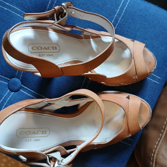 Leather Sandals - Picture 3 of 4